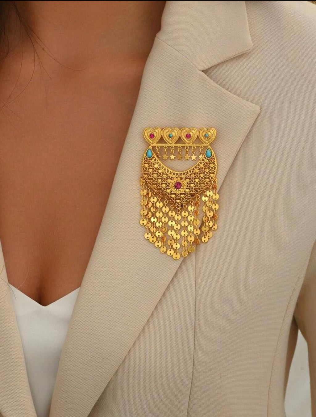 Noor-e-Zevar Brooch – Gold Tassel Statement Pin