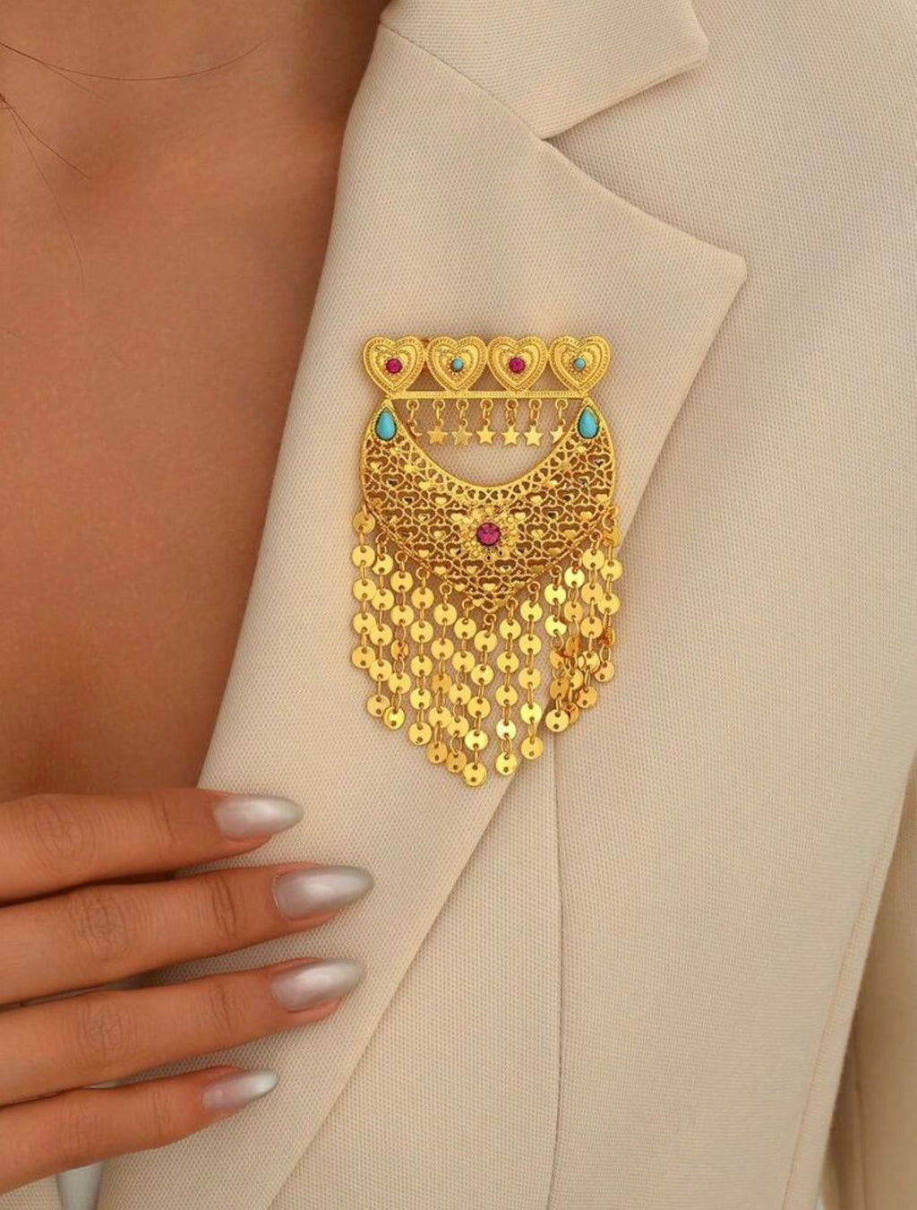 Noor-e-Zevar Brooch – Gold Tassel Statement Pin